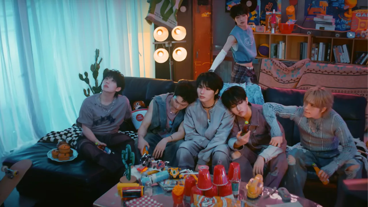 E'LAST Crazy Train MV Review: Rano, Seungyeop, Baekgyeul, Romin, Won Hyuk, Wonjun, and Yejun